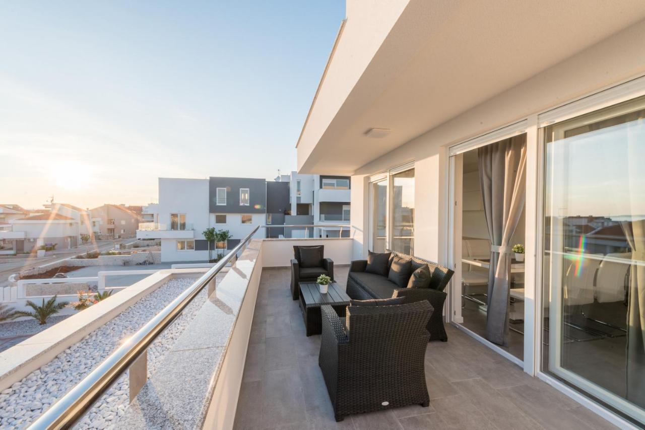 Villa Magnifica Apartments With Pool Novalja Kültér fotó